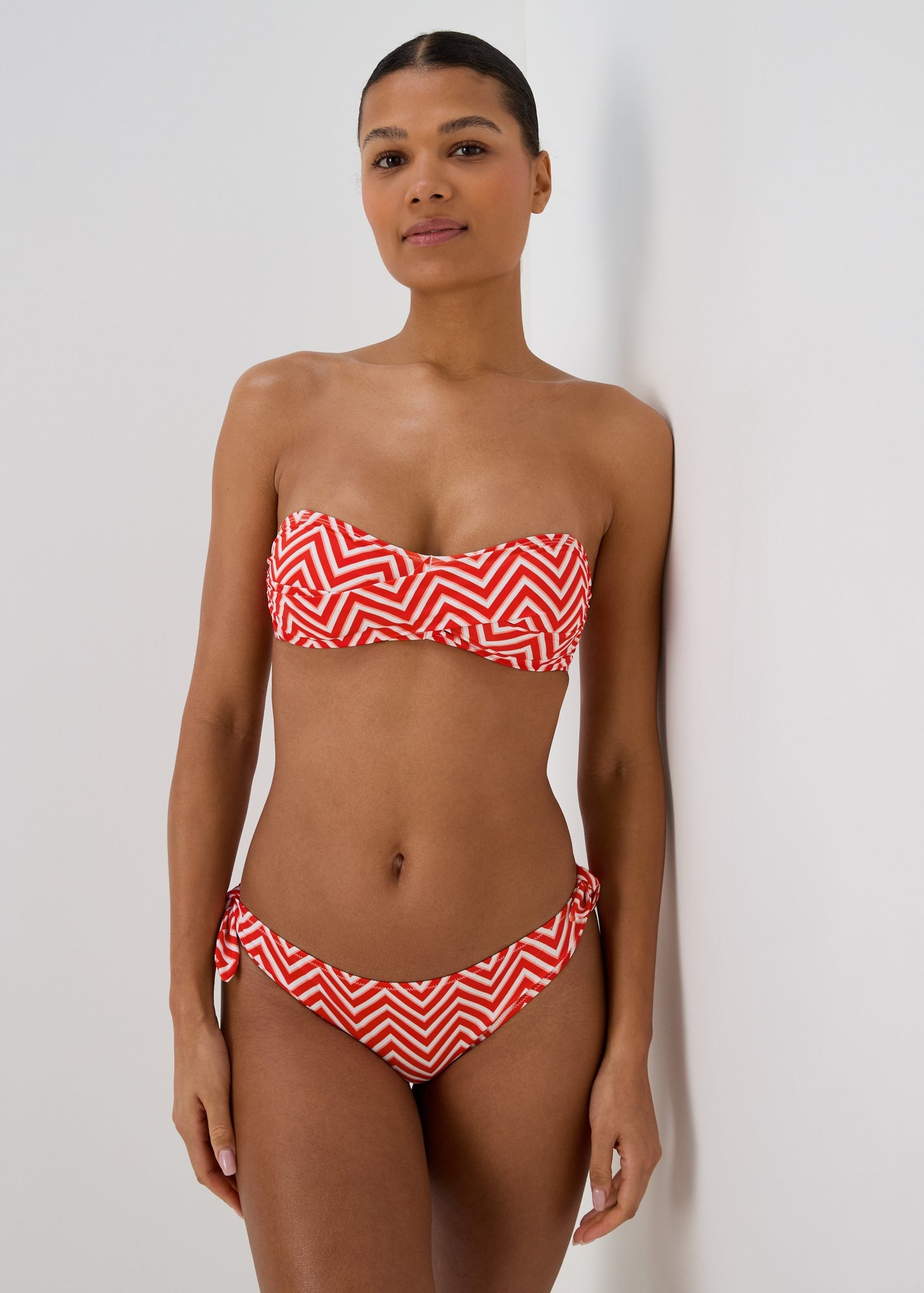 Buy Twist Stripe Bikini Bottoms In Qatar Bfab