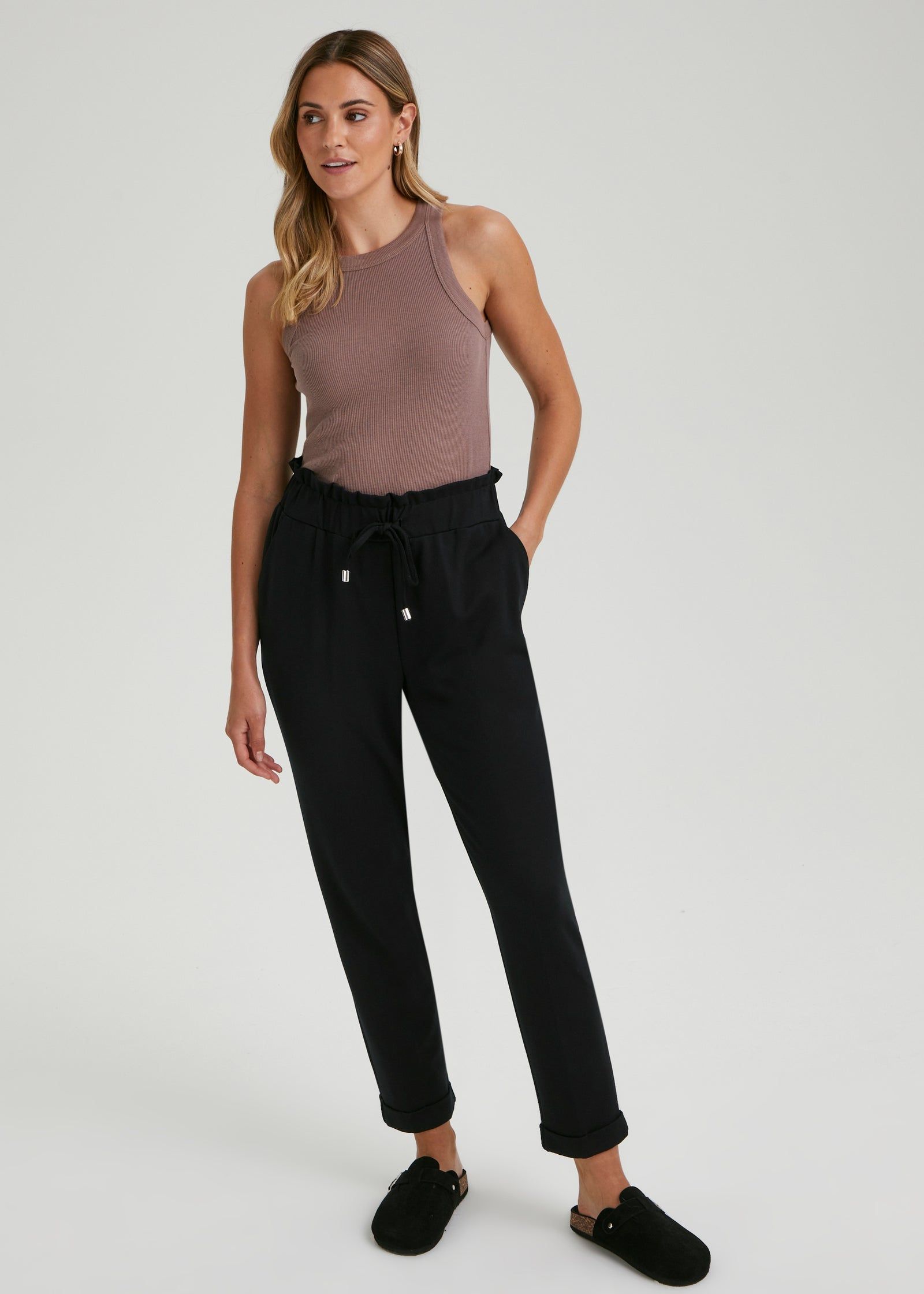 Buy Paperbag Tapered Trousers - Black - 10 in Qatar - bfab