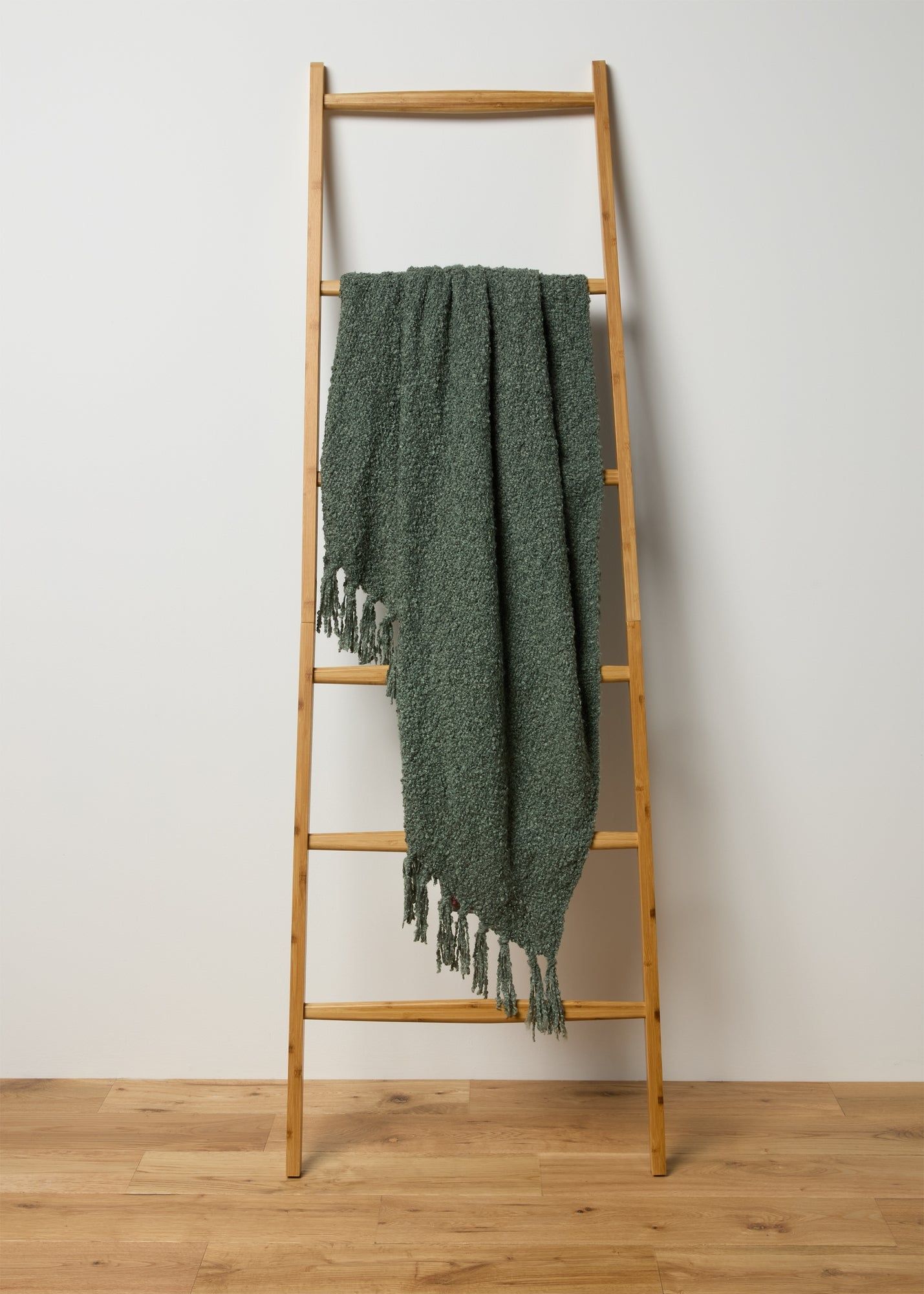 Buy Boucle Throw Green One Size Online in Saudi Arabia from Matalan