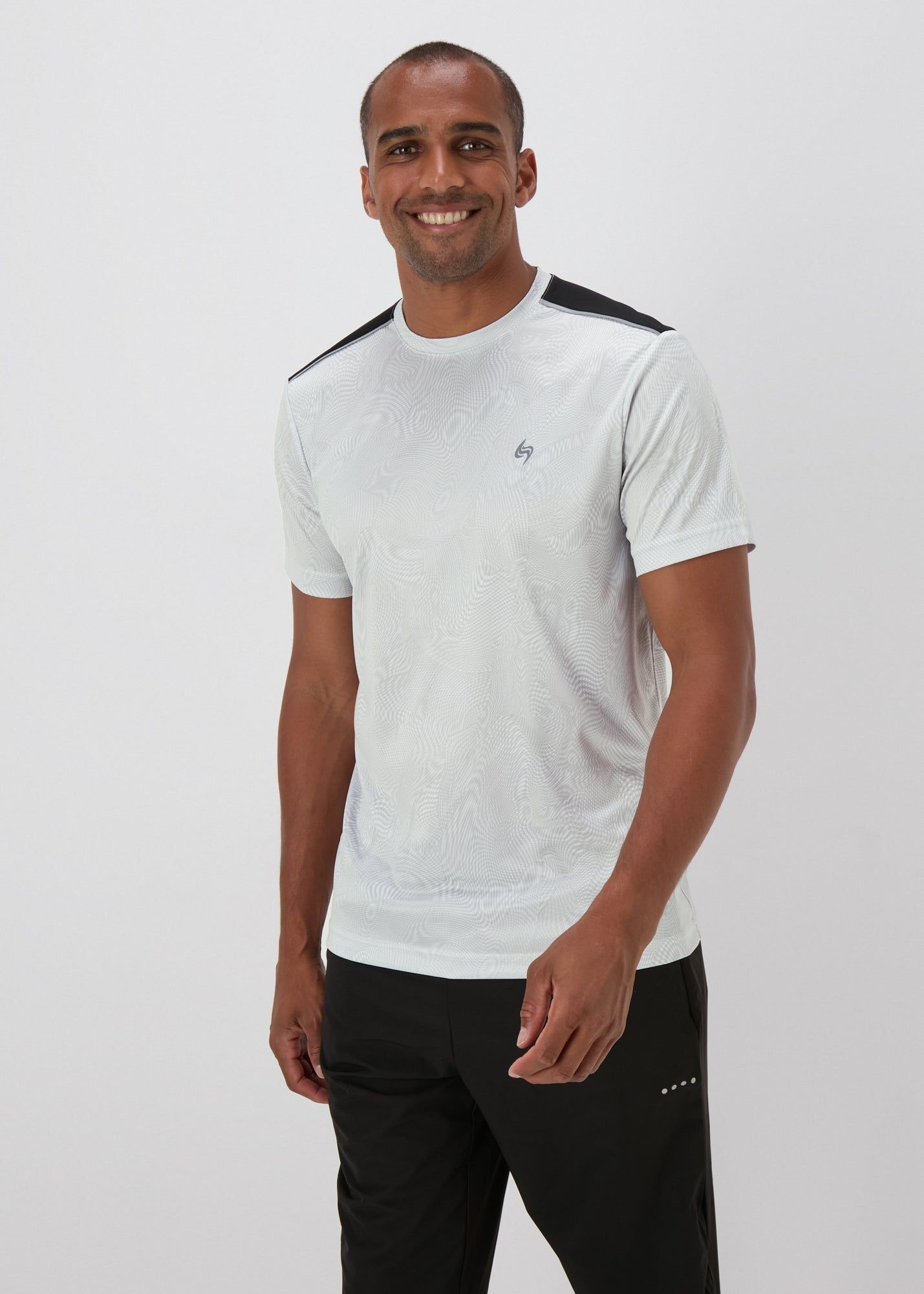 Buy Souluxe Print Mesh T Shirt White Grey XL Online in UAE from Matalan