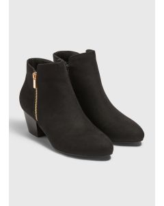 Side Zip Suede Boots