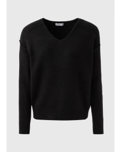 V-Neck Jumper