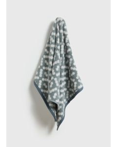 Geometric Jacquard Towel